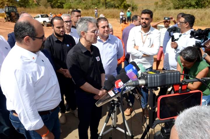 ​GOVERNADOR INAUGURA LMG 760 EM GOIABAL